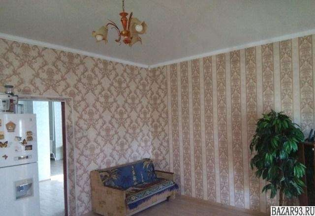 Продам дом 3-этажный дом 264. 2 м² ( кирпич )  на участке 9 сот.  ,  в черте гор